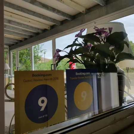 Luna Bed and breakfast 3*